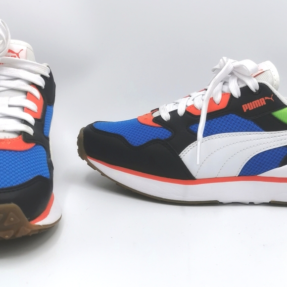 SIZE 4C YOUTH Puma Blue and Black Sneakers EUC B60 - Picture 2 of 8